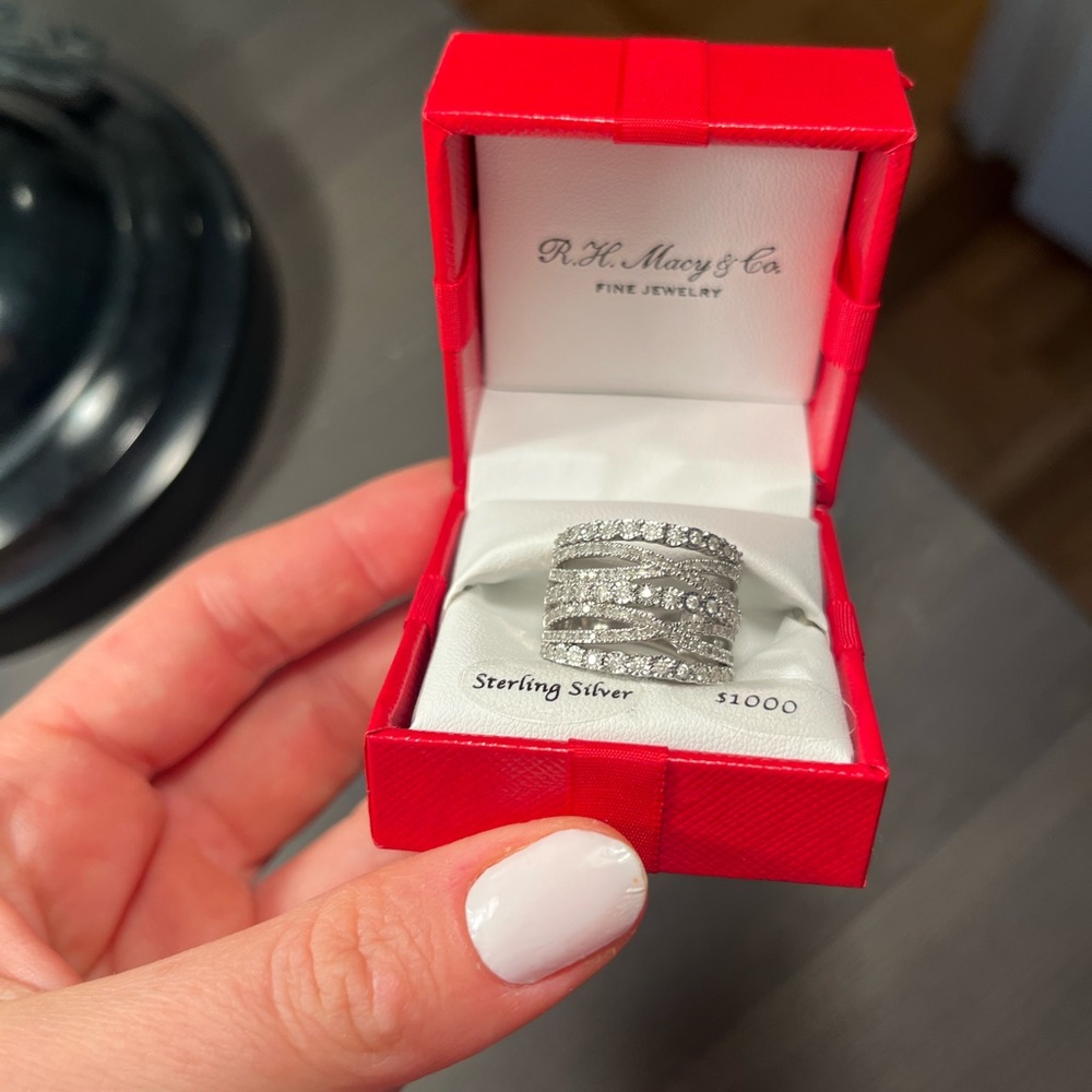 Diamond ring